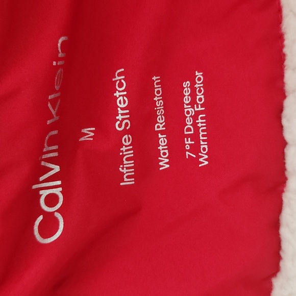 Calvin Klein Infinite stretch water resistant jacket Red Medium NWT - Picture 14 of 17